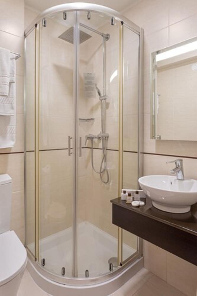 HOTEL AVEIRO CENTER 43/44