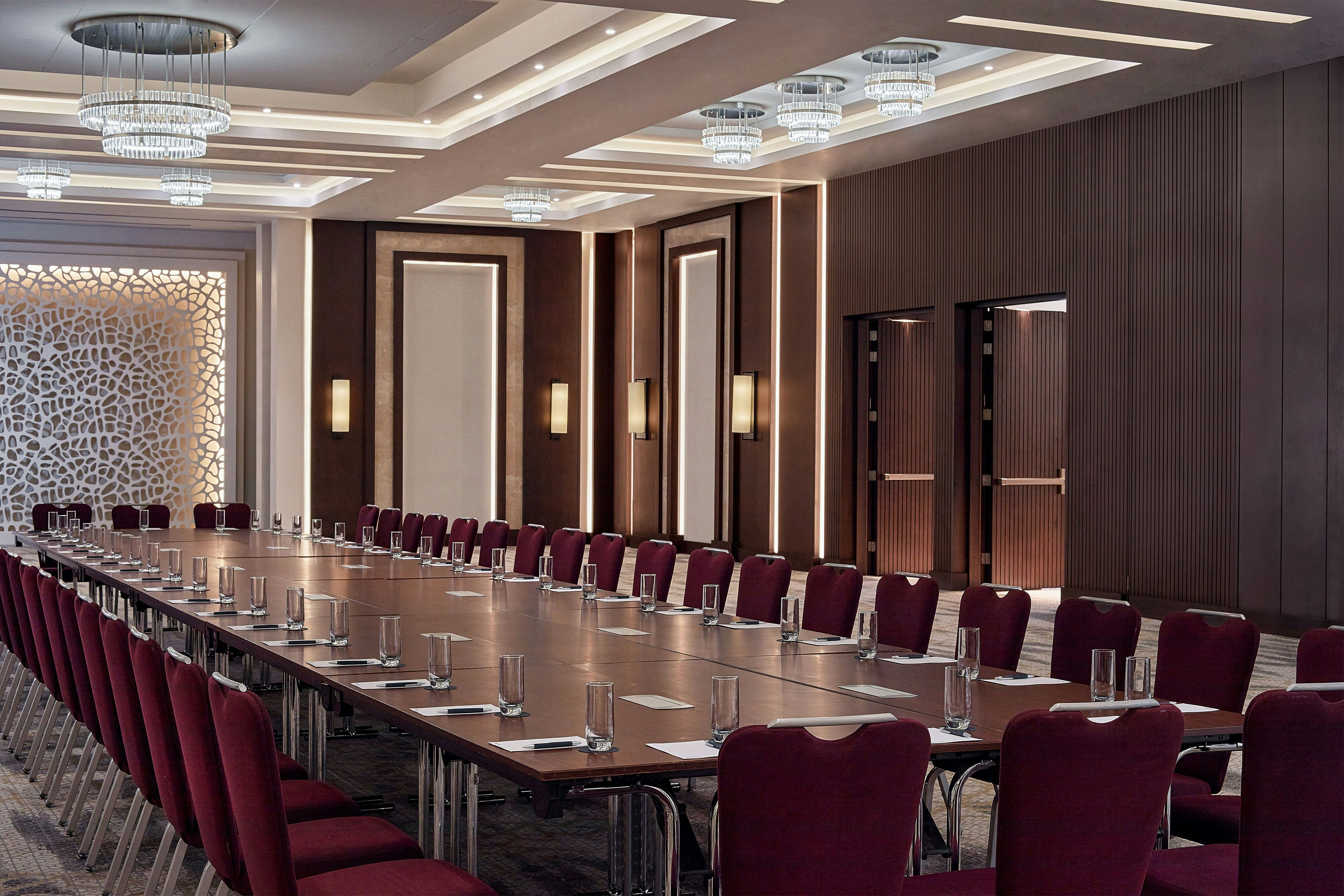 Sheraton Cairo Hotel & Casino 33/36