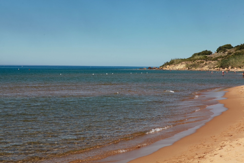 CLUB ESSE SELINUNTE BEACH 35/42