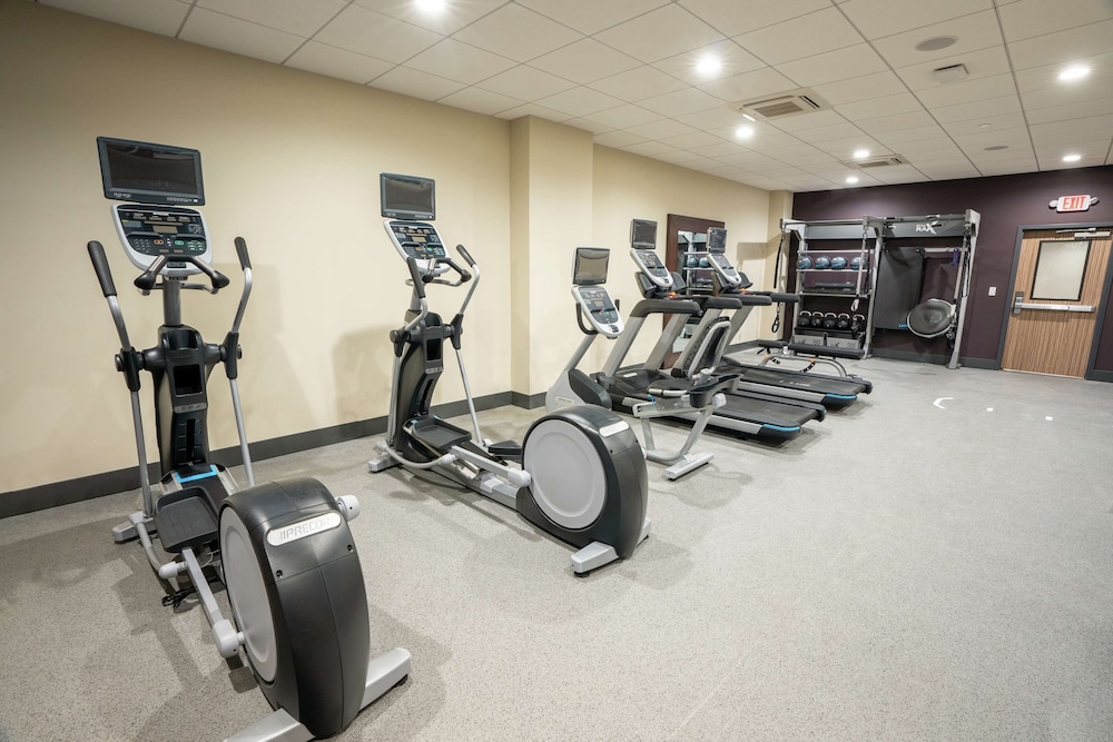 Hilton Garden Inn Wichita Downtown Ks 22/26