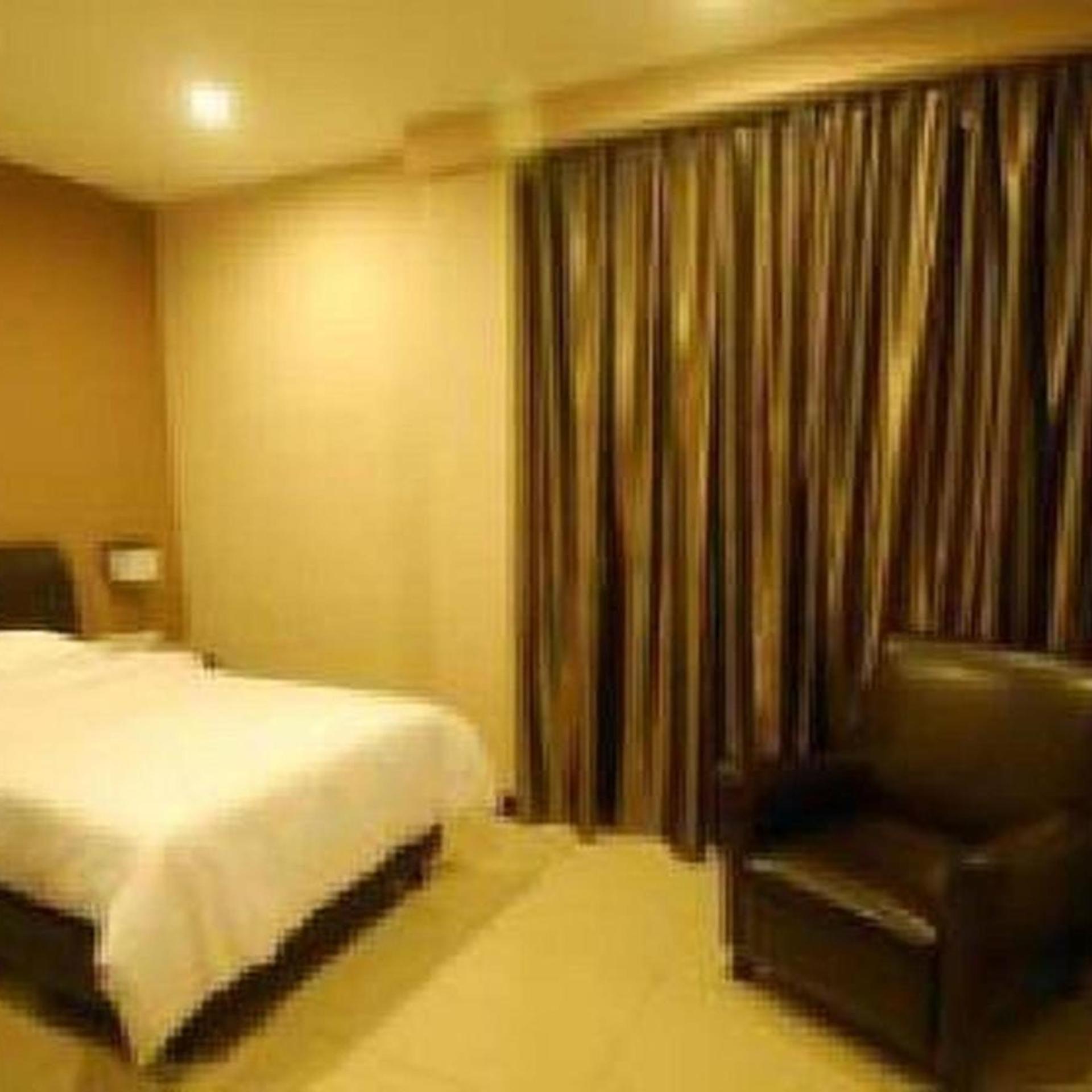 Capital O Rail Hotel 14/25