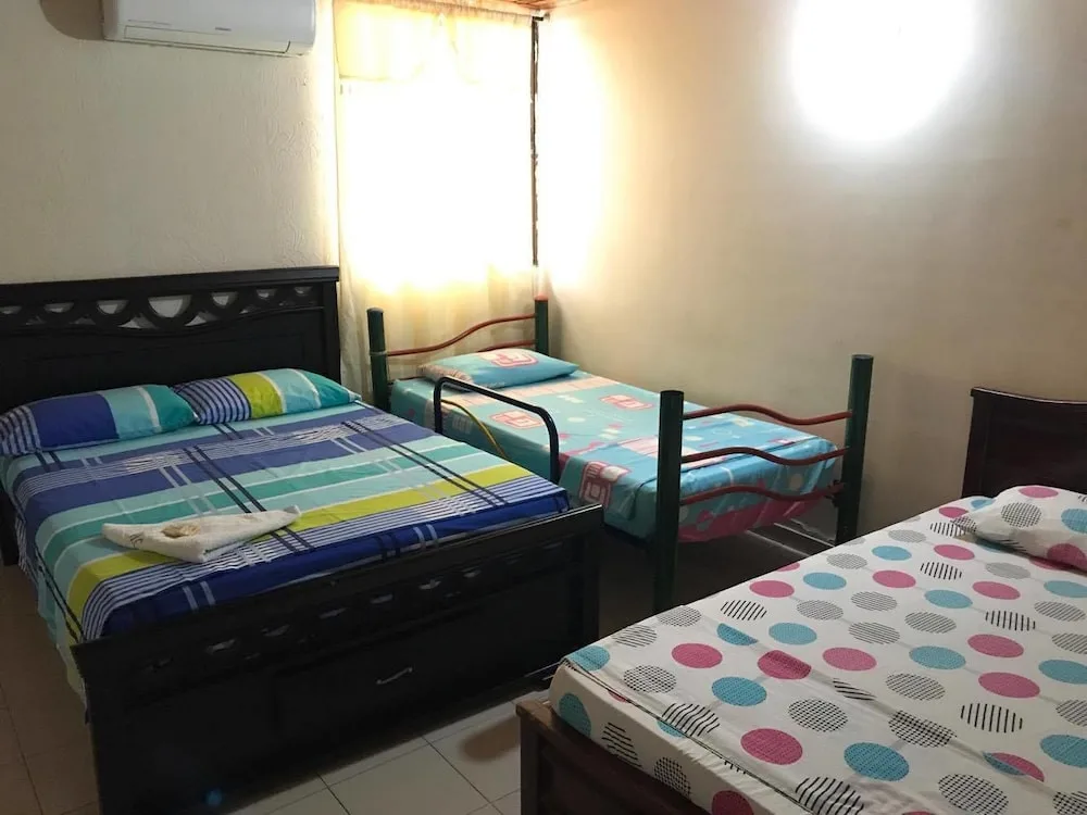 Hotel Colonial Inn 15/26