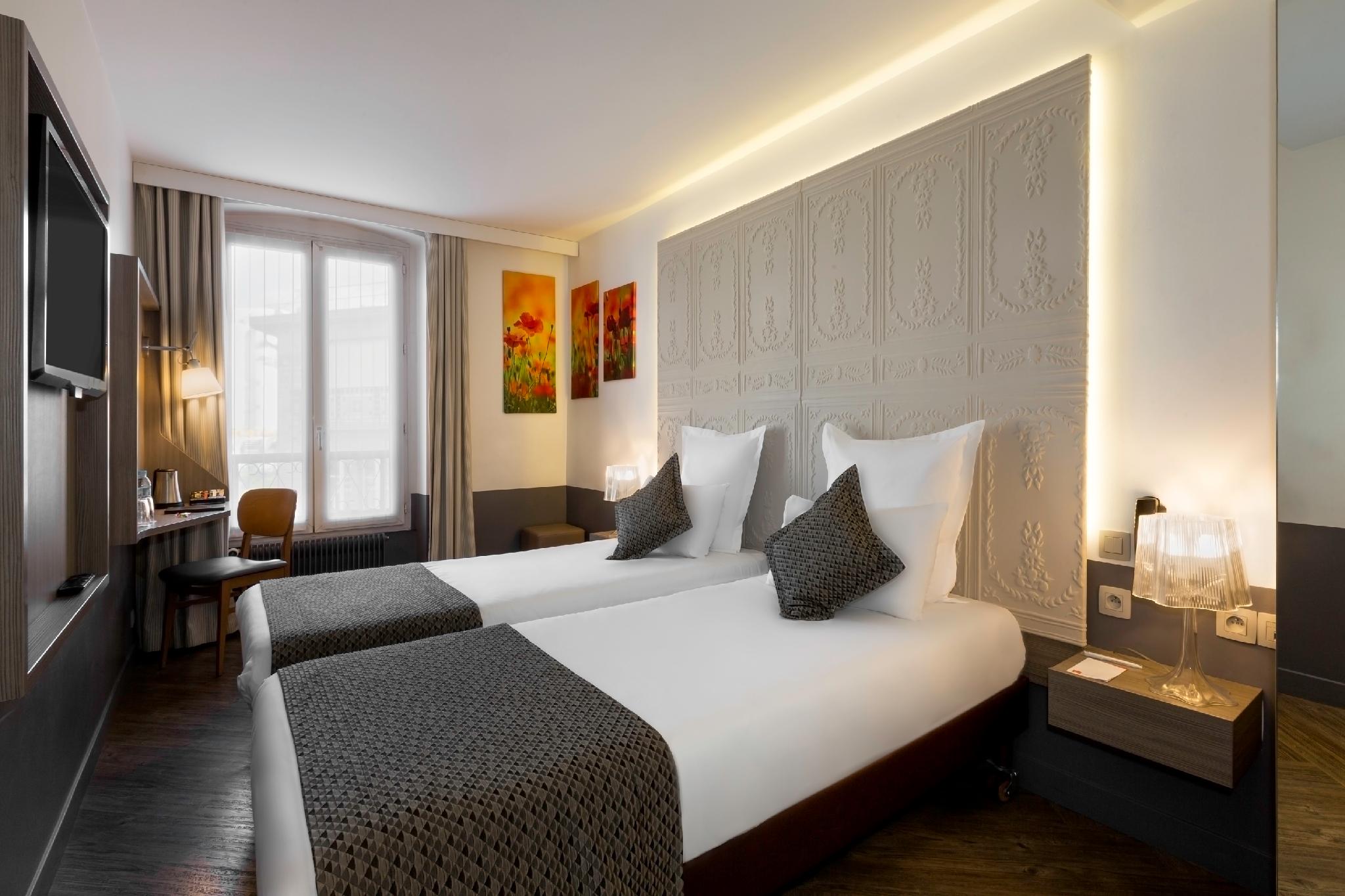 Standard, Twin Beds