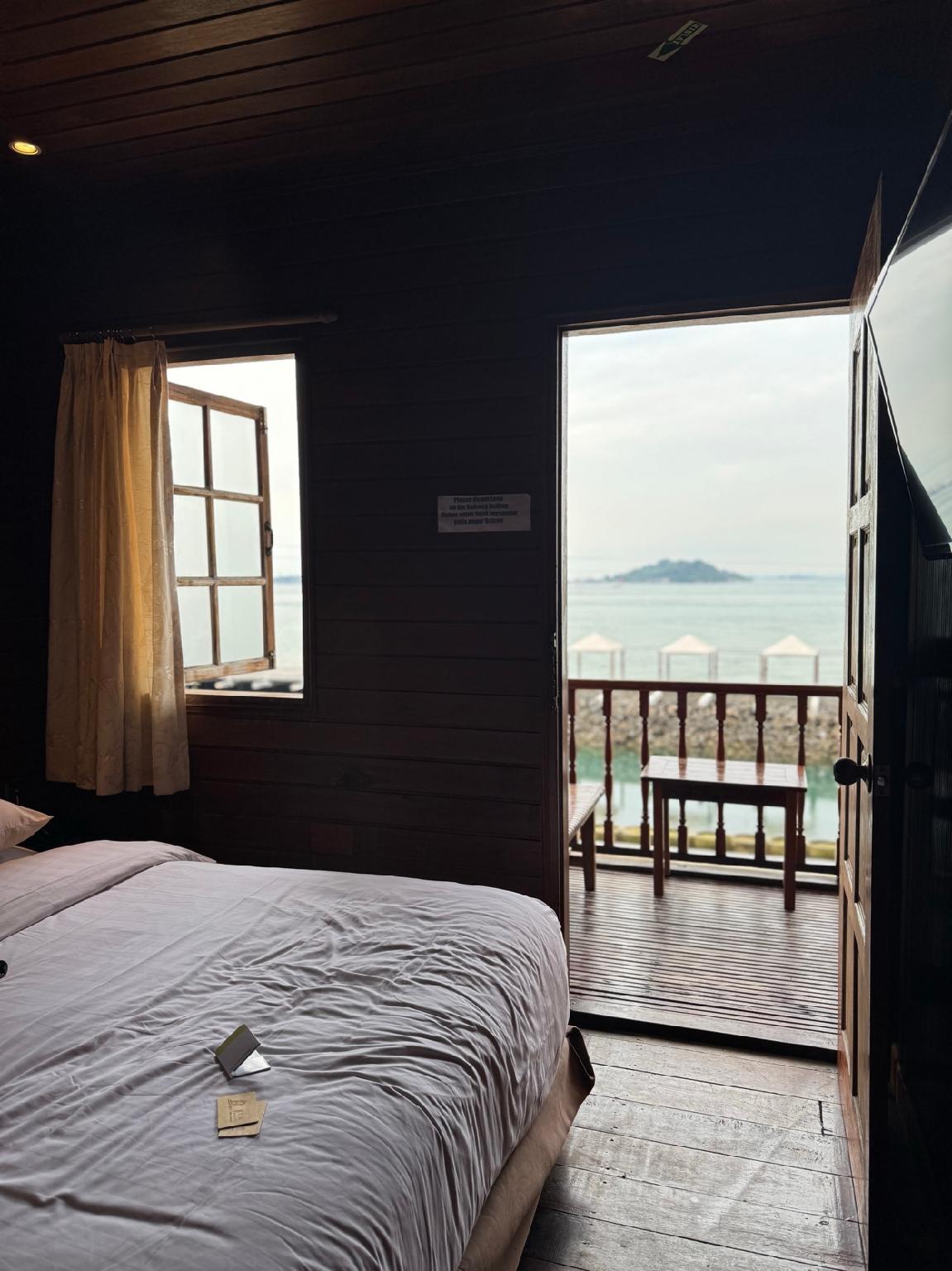 Cottage, Sea Front