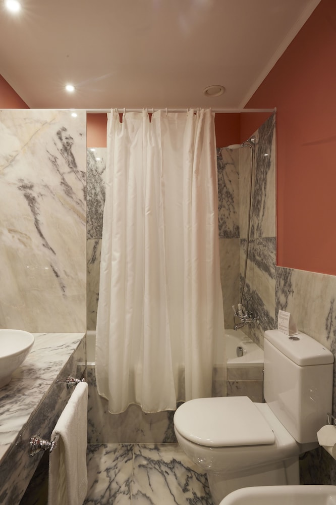 GRANDE HOTEL DO PORTO 45/50