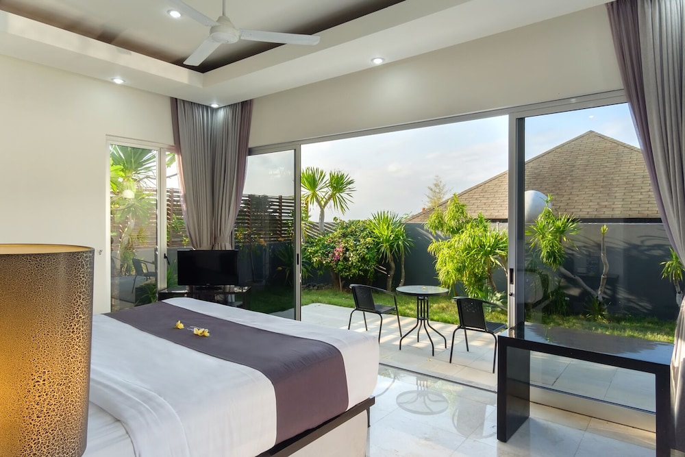 Suluban Cliff Bali Villa 23/50