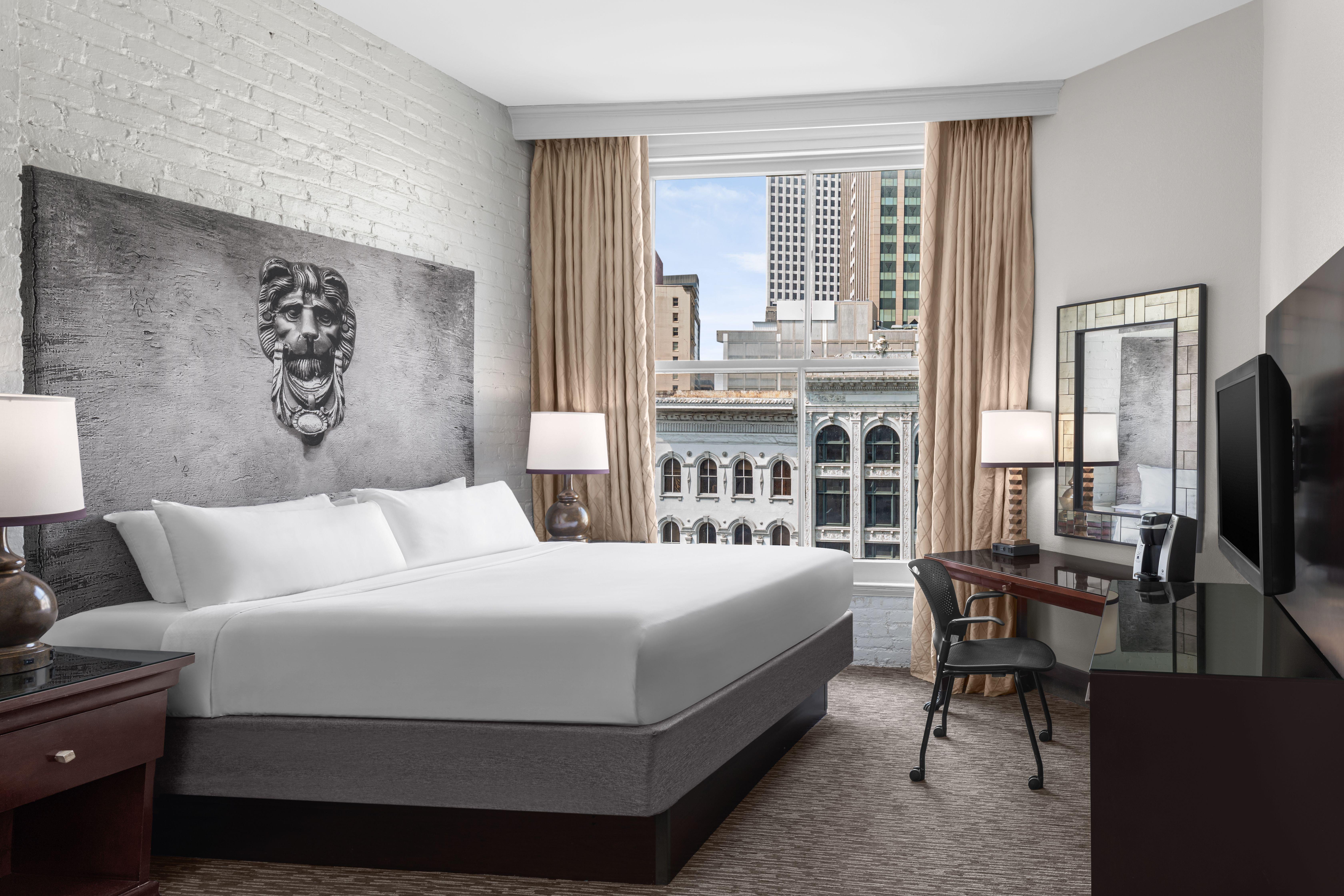 STANDARD, KING BED, ALEXA TOWER