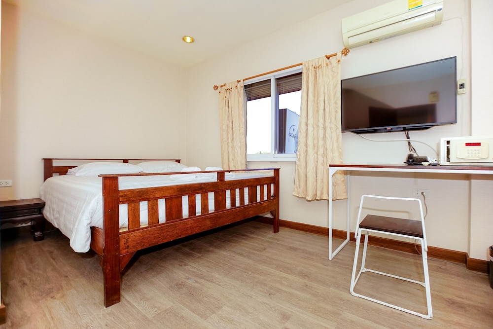 Parasol Hotel Chiang Mai by Compass Hospitality 41/54