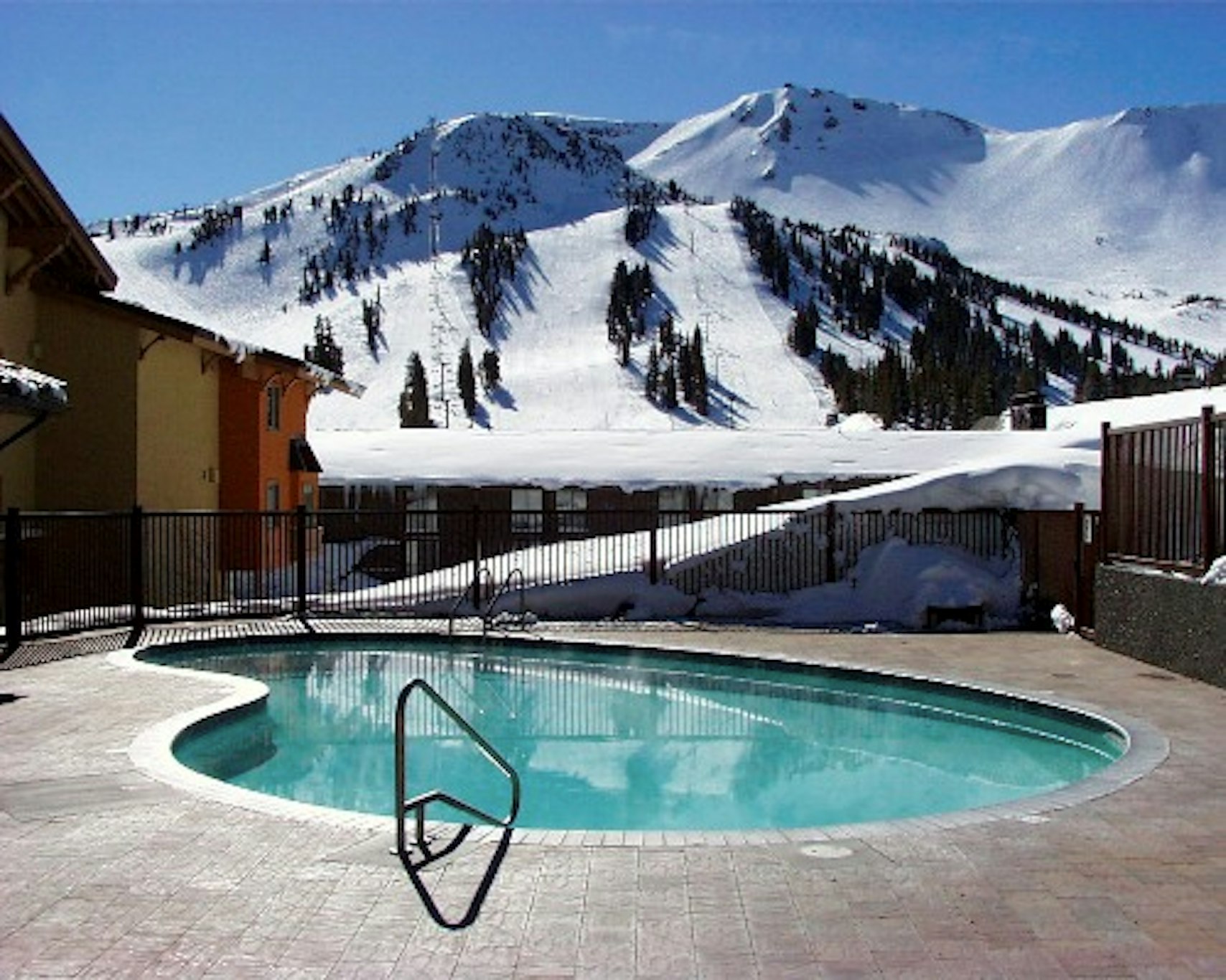 Mammoth Mountain Inn 73/78