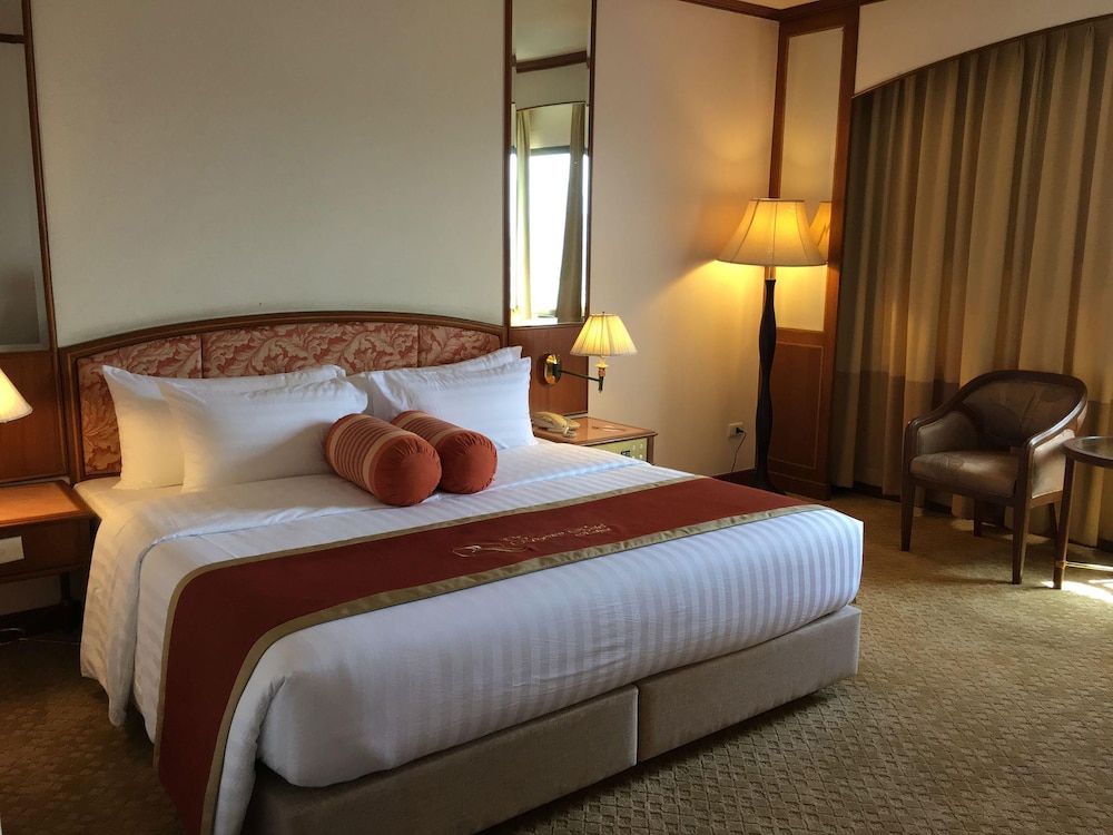 The Regency Hotel Hatyai 16/50