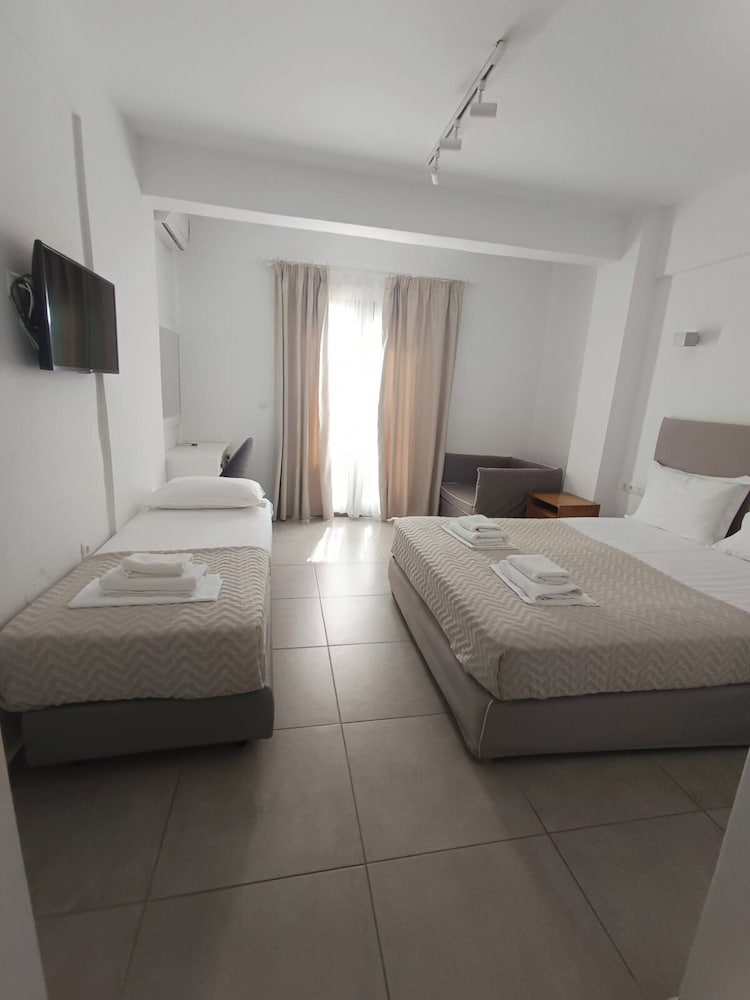 Stavros Beach Hotel 20/50