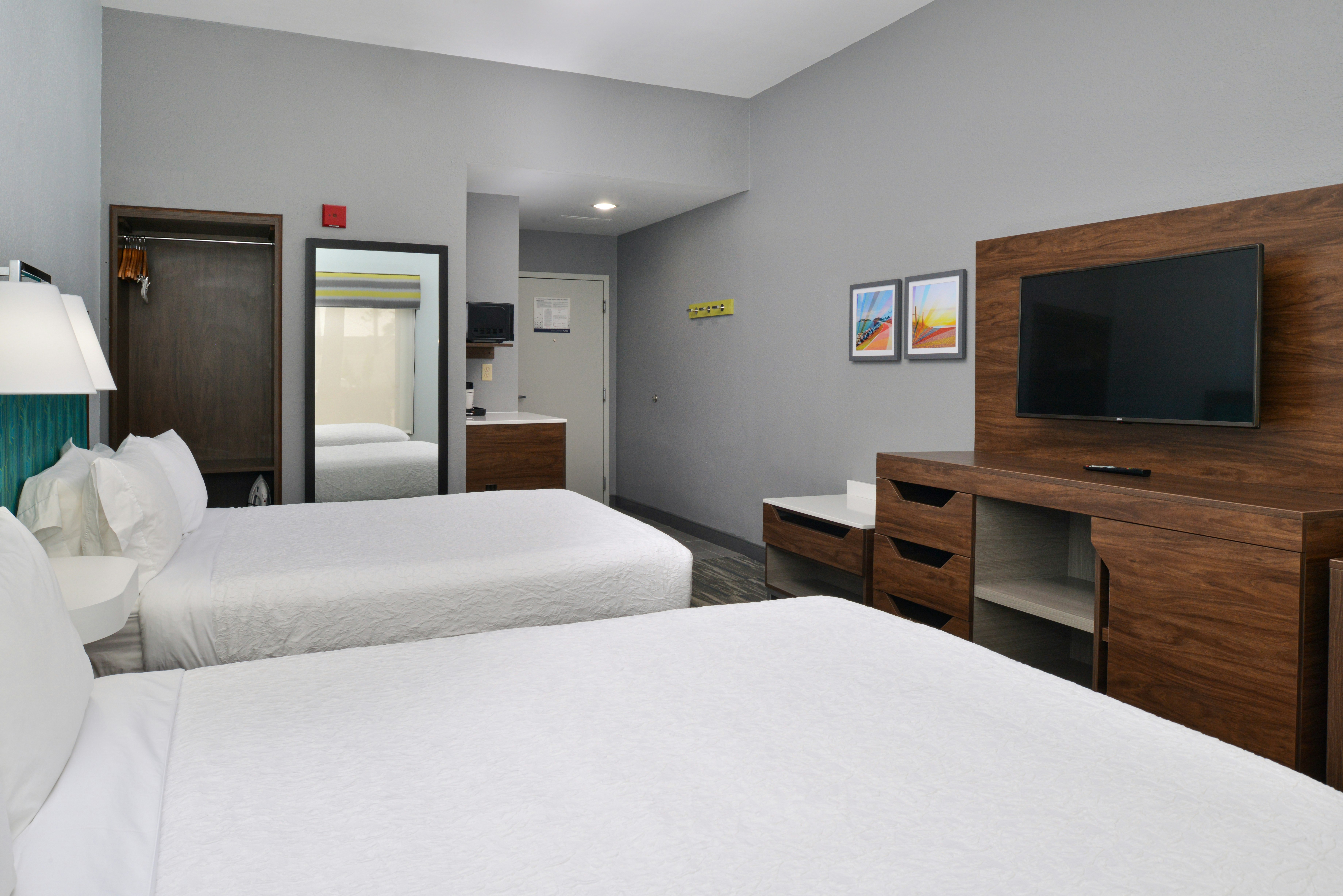 ROOM, 2 QUEEN BEDS