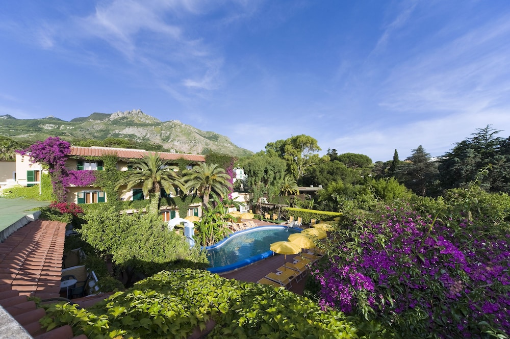 Villa Angela Terme 56/63