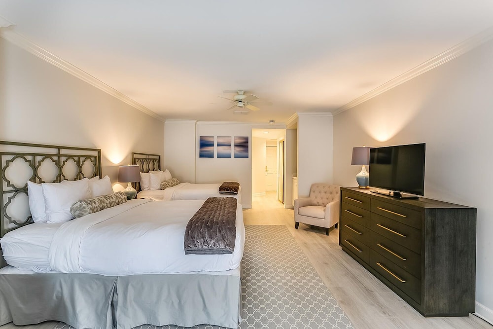 Geneva Inn 11/50