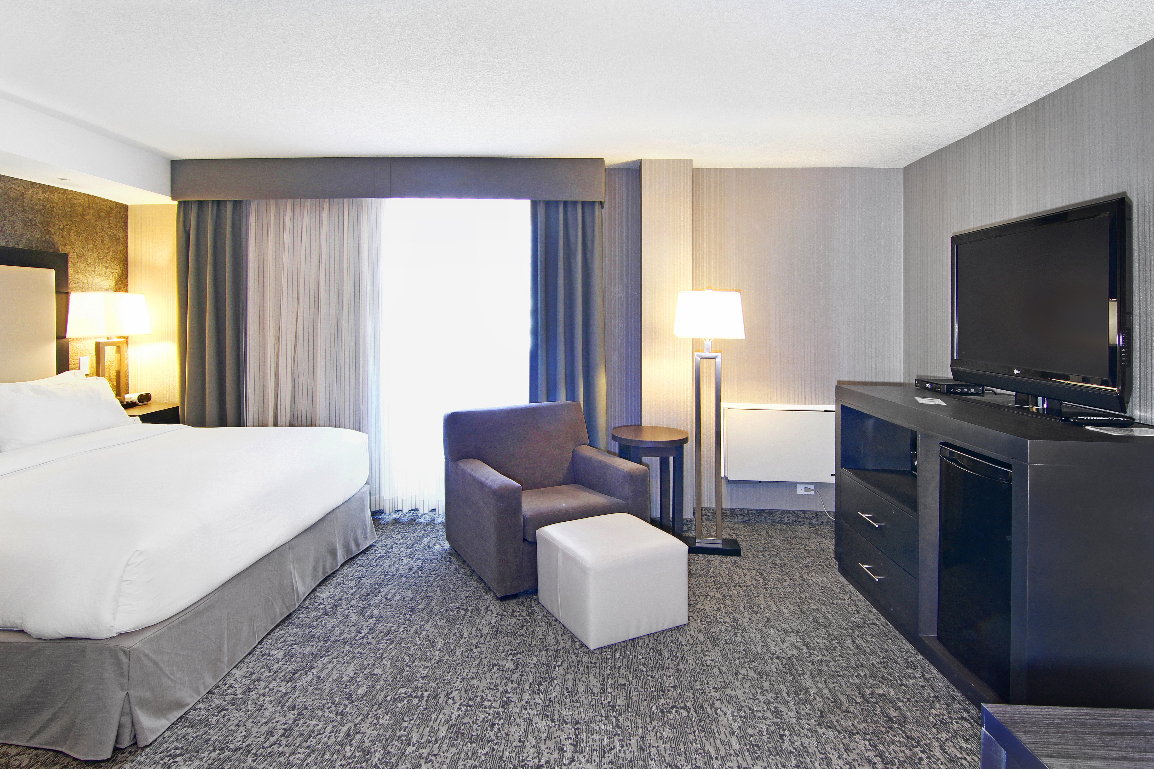 Holiday Inn Express Hotel & Suites Calgary 34/71