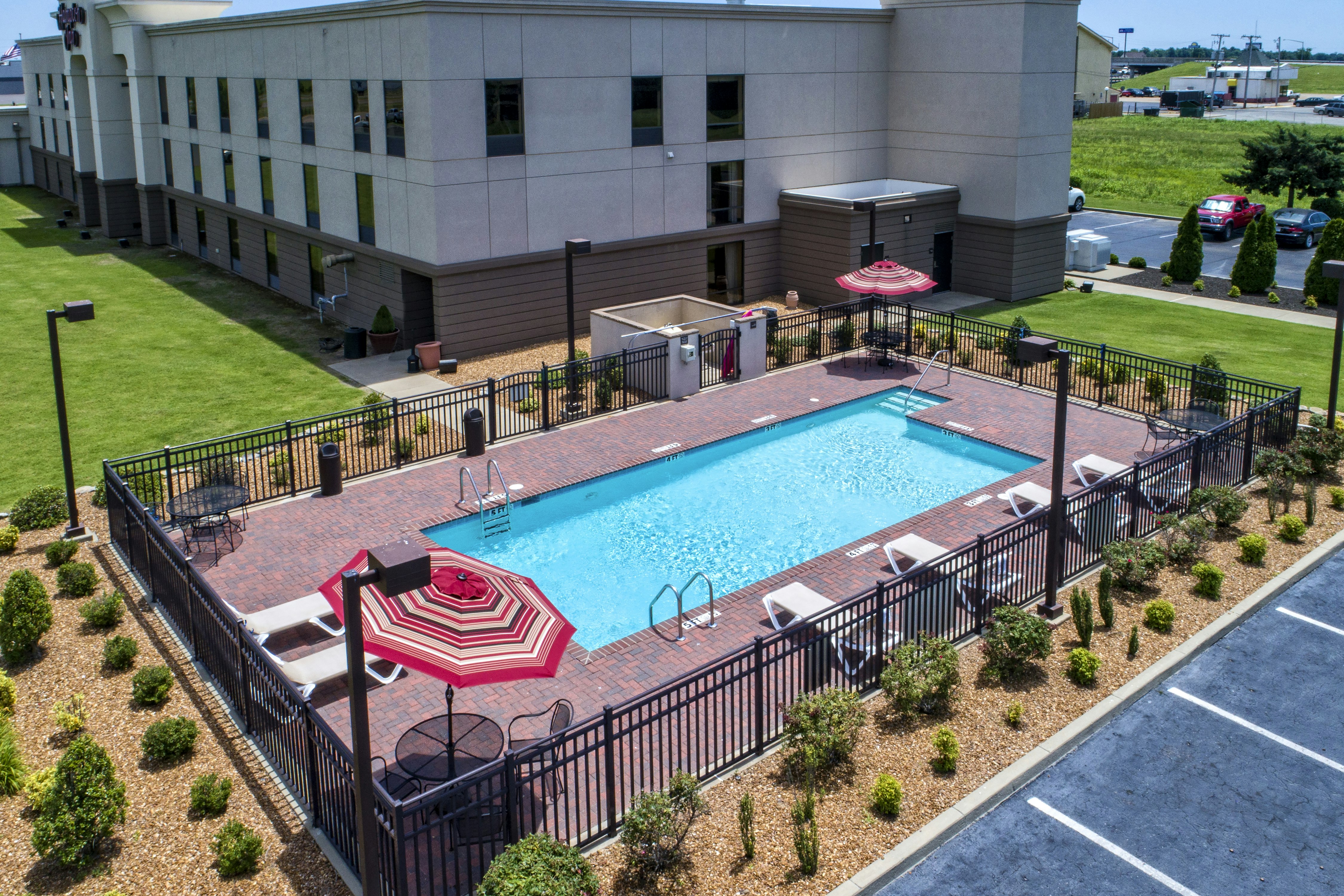 Hampton Inn Blytheville Ar 44/44