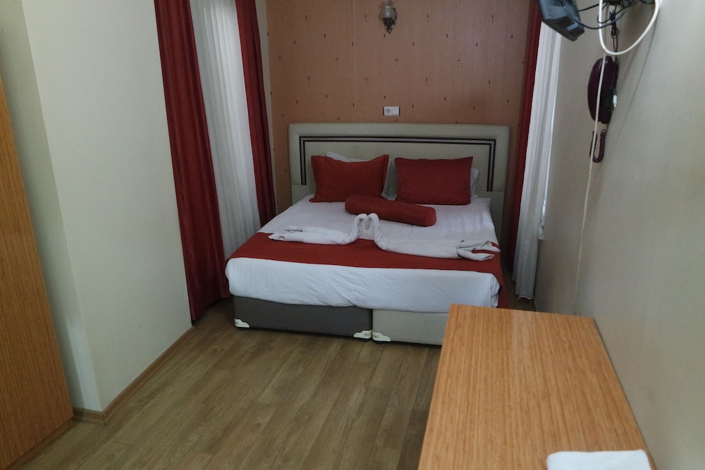 Reydel Hotel 31/72