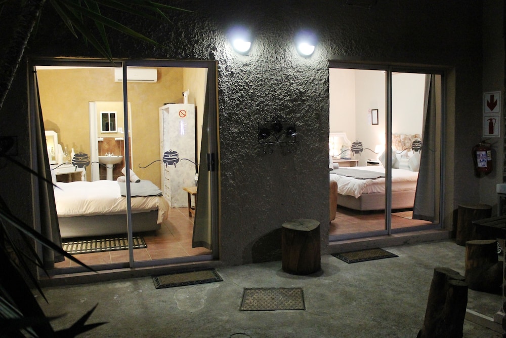 Potties Guest House 22/35