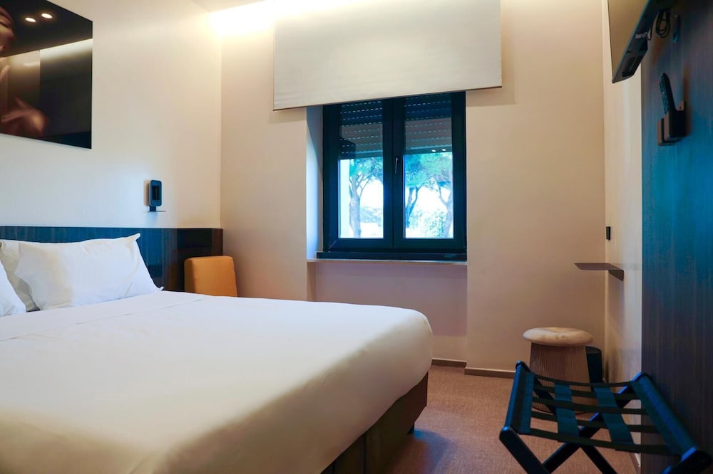 Best Western Hotel Revolution 11/51