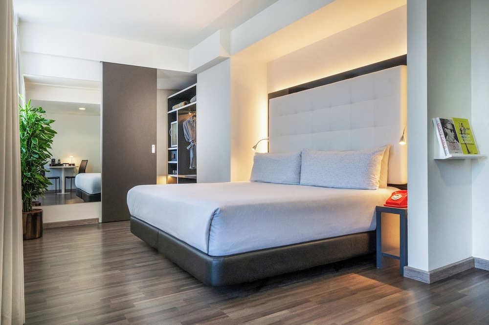 Hotel INNSiDE by Melia Berlin Mitte 18/70