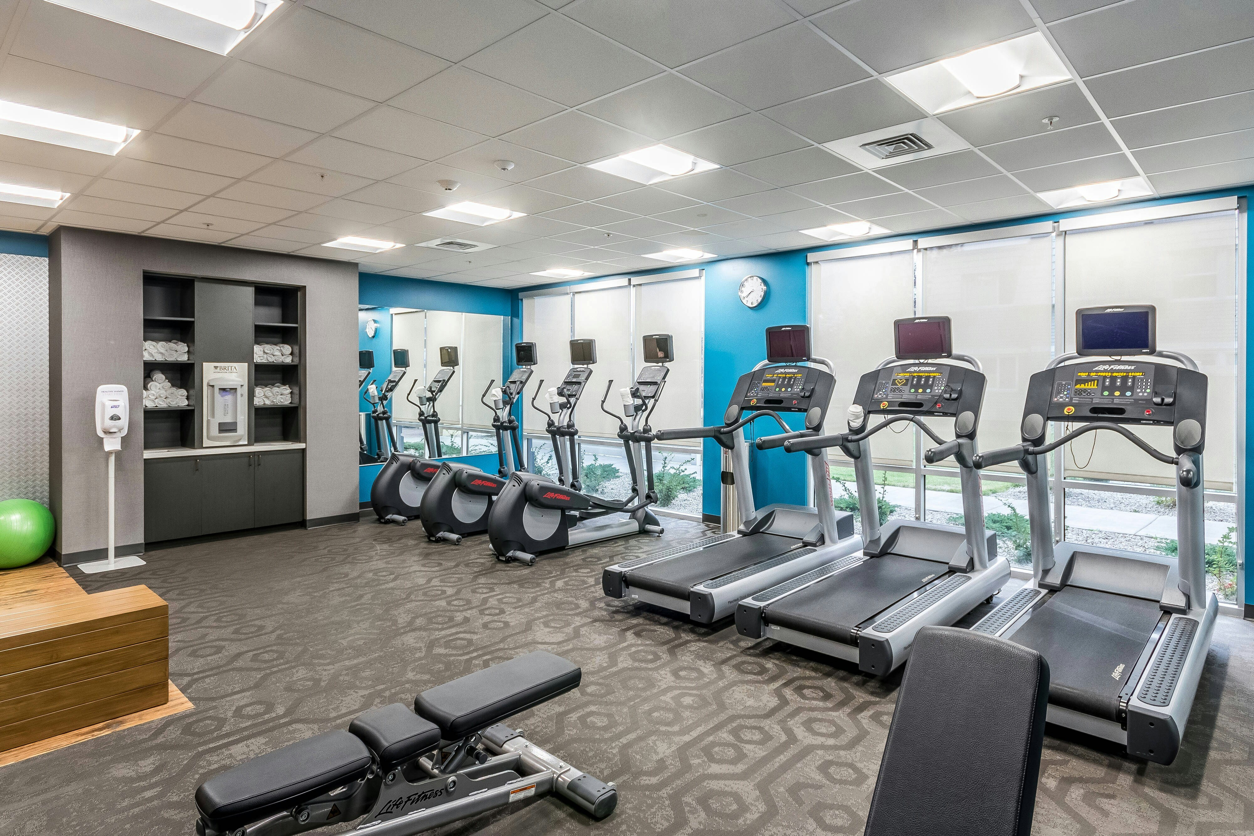 Fairfield Inn and Suites by Marriott Butte 20/41