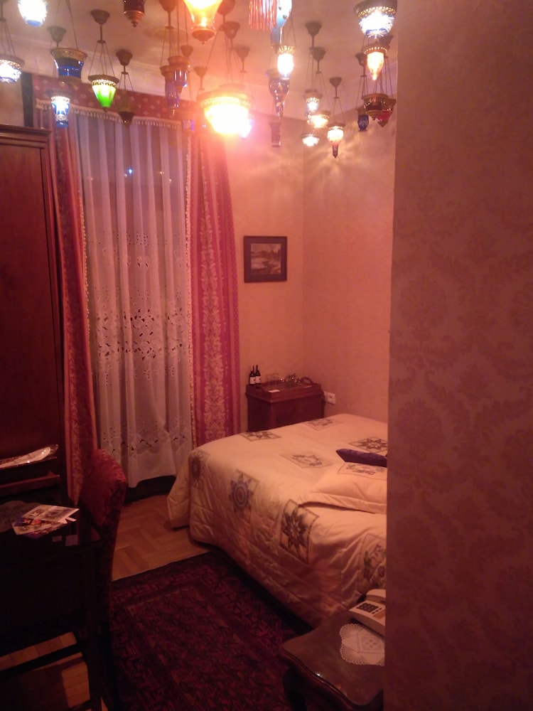 The Kybele Hotel Special Class 17/50