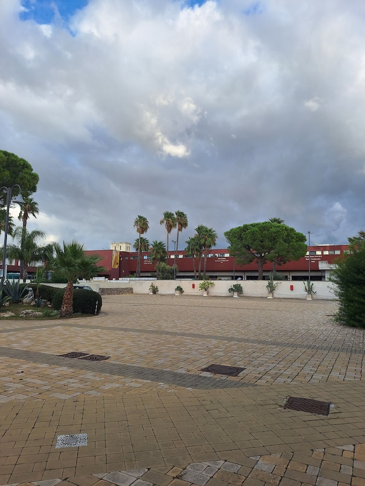 Villa Donna Lisa Wine Hotel 70/78