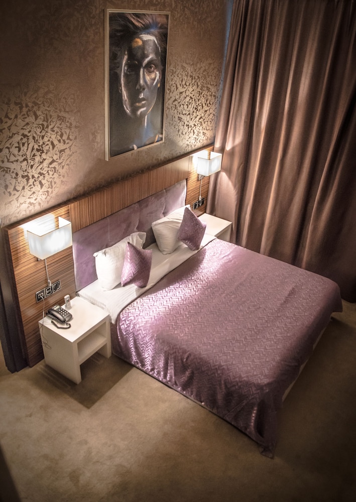 Hillmond Hotel Baku 28/61