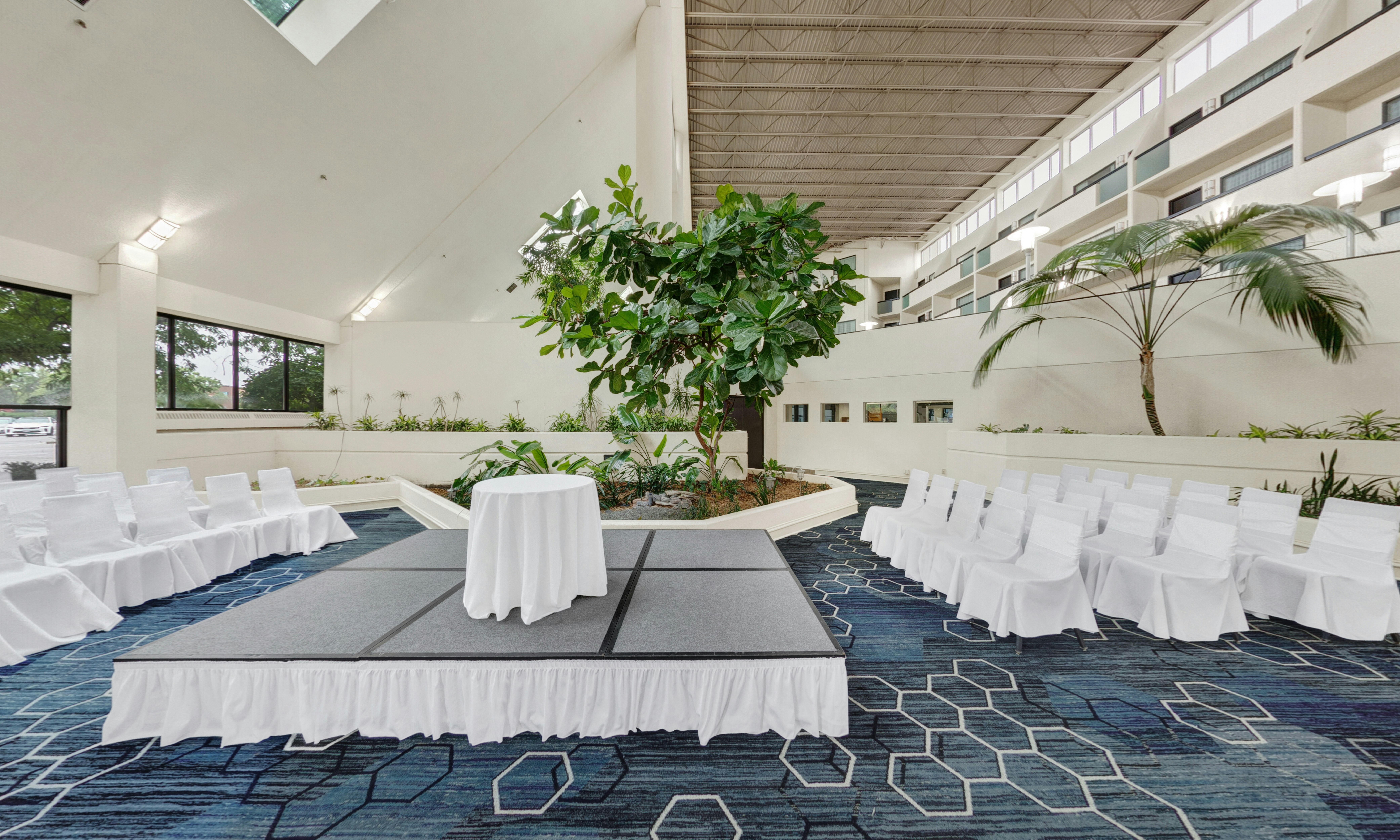 Doubletree Hotel Minneapolis Park Place 39/39