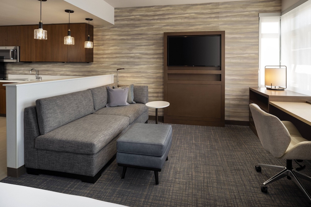 Residence Inn by Marriott Oakland Downtown 33/42