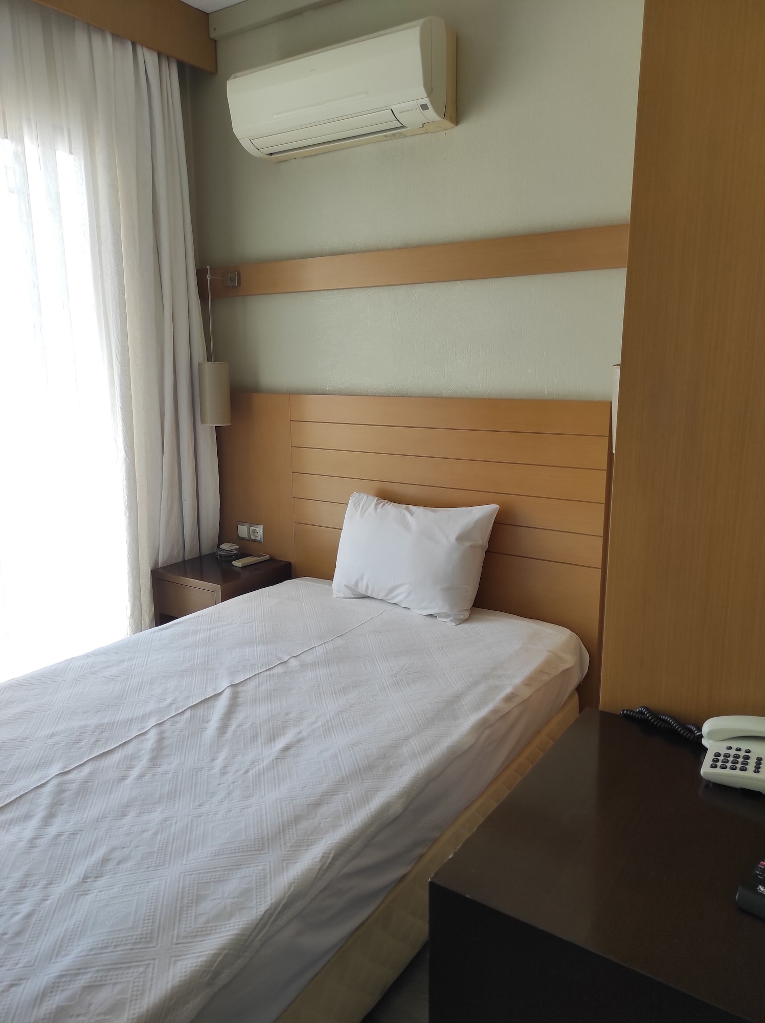 STANDARD, SINGLE, SINGLE BED, BALCONY