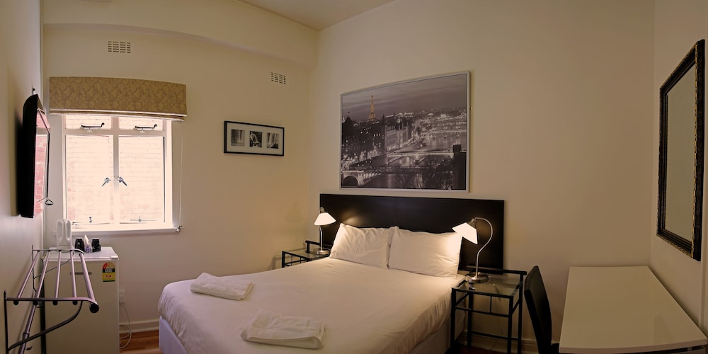 CITY CENTRE BUDGET HOTEL 21/35
