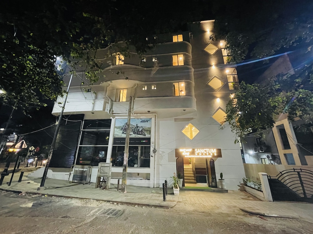 Sanctum Suites Richmond Road Bangalore 1/21