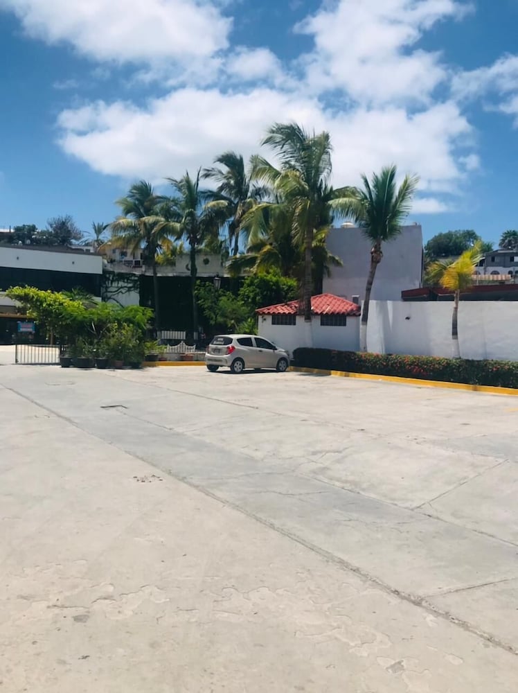 Hotel Marina Topolobampo 3/51
