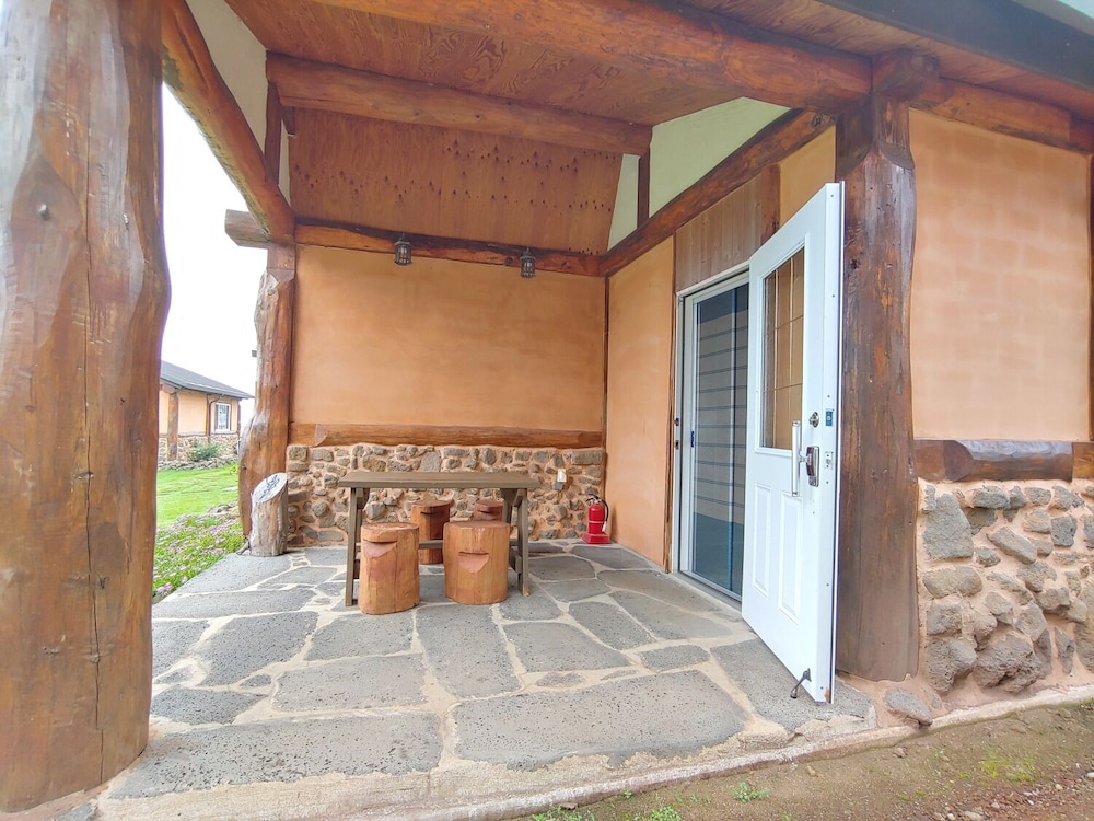Geumok Log Pension 4/18