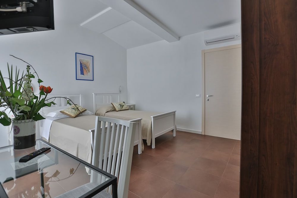 Le Giare Rooms 8/17