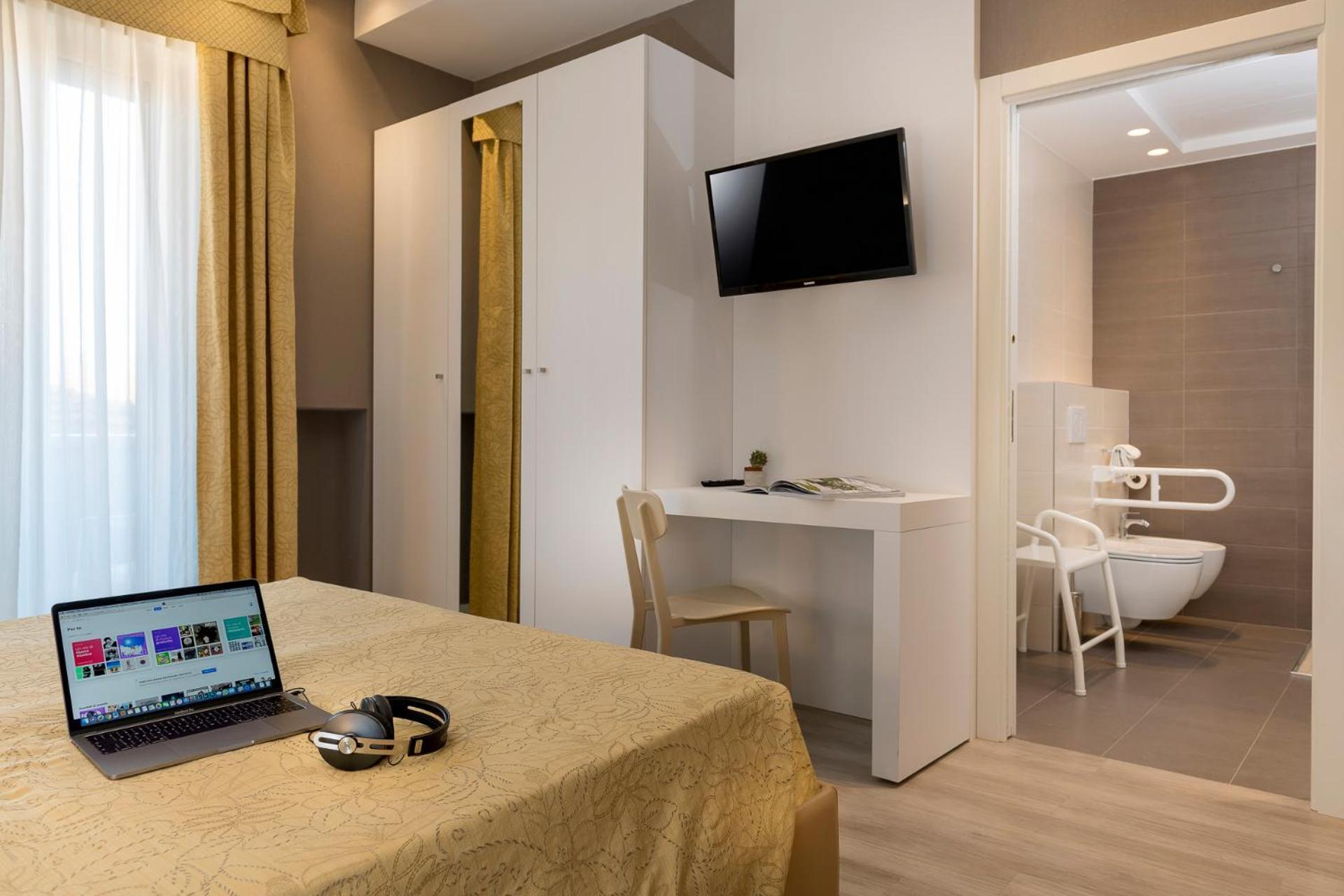 HOTEL ASTOR RIMINI 46/61