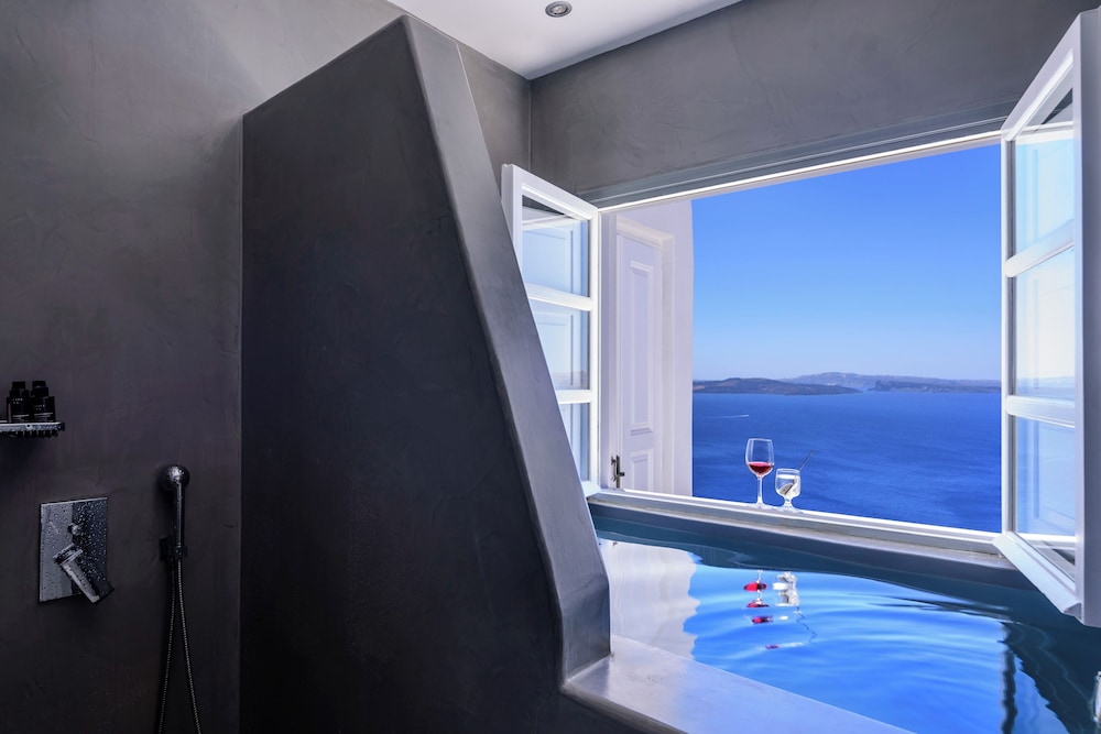 Thirea Suites and Studios - Adults Only 22/50