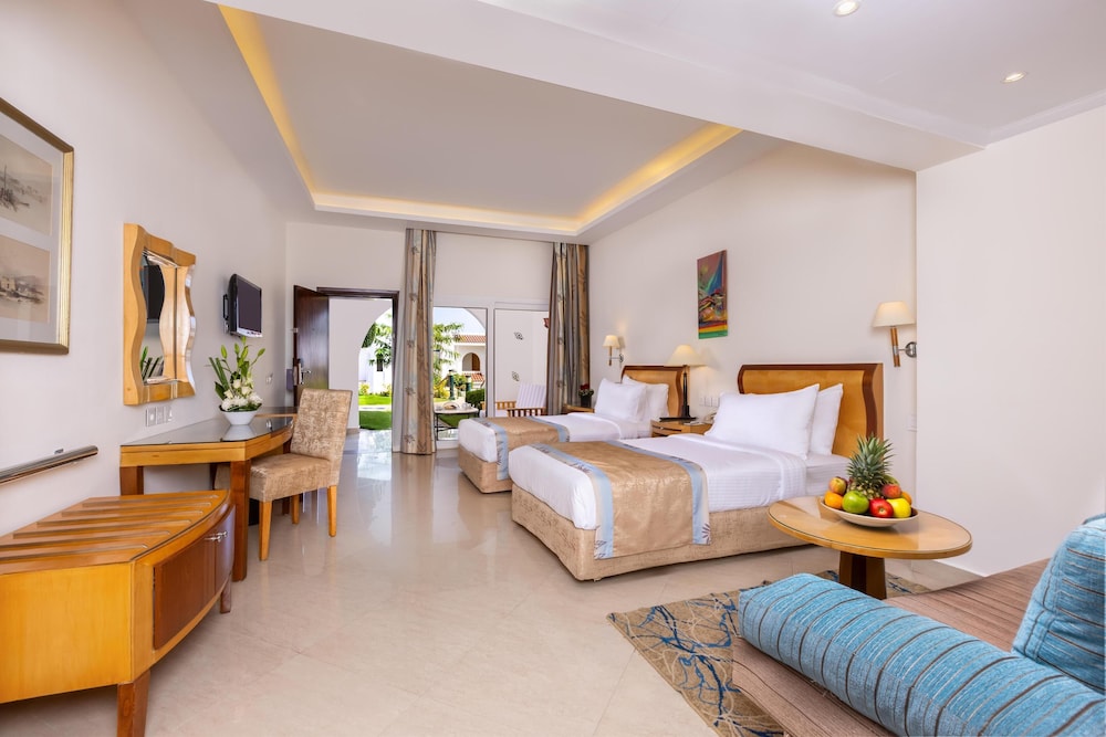 ROOM, TWIN BEDS, GARDEN VIEW