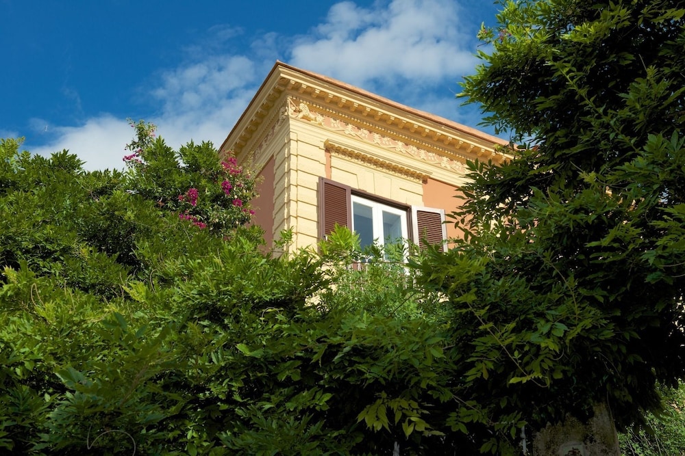 Villa Cheta Hotel 46/51
