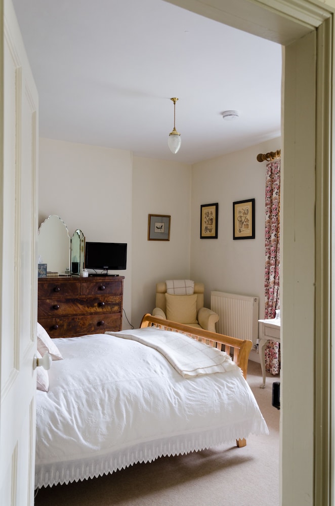 Heron House Bed &amp; Breakfast 2/23