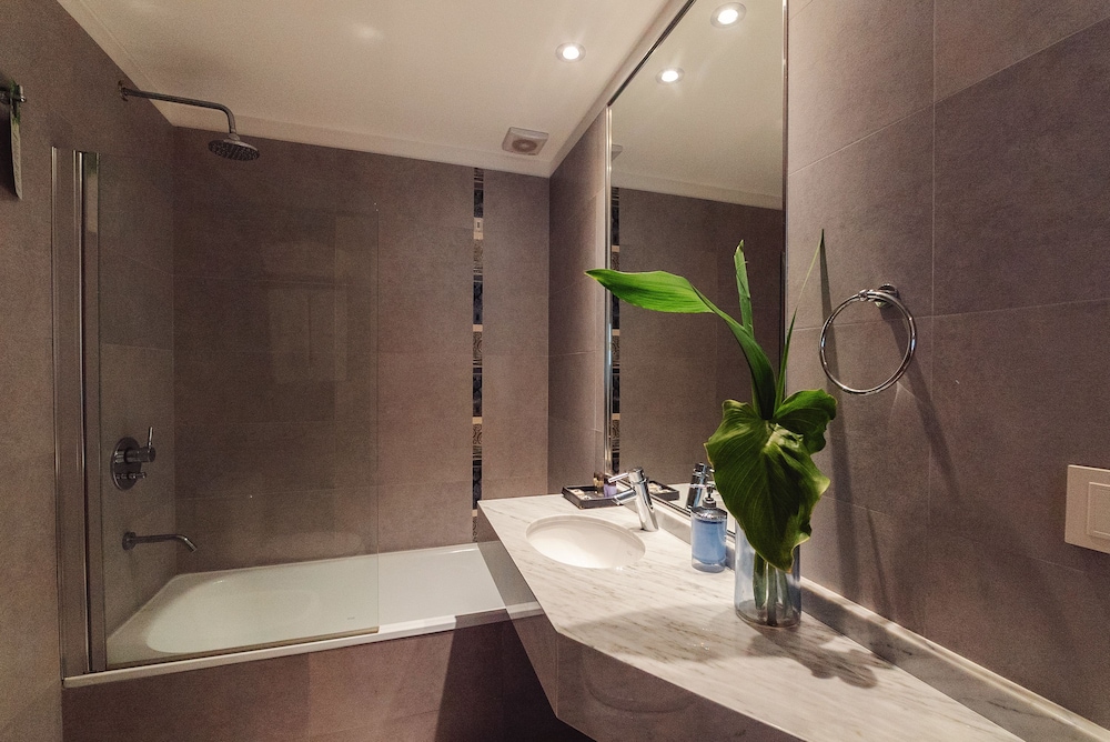 Arc Arenales Studios Suites 8/37
