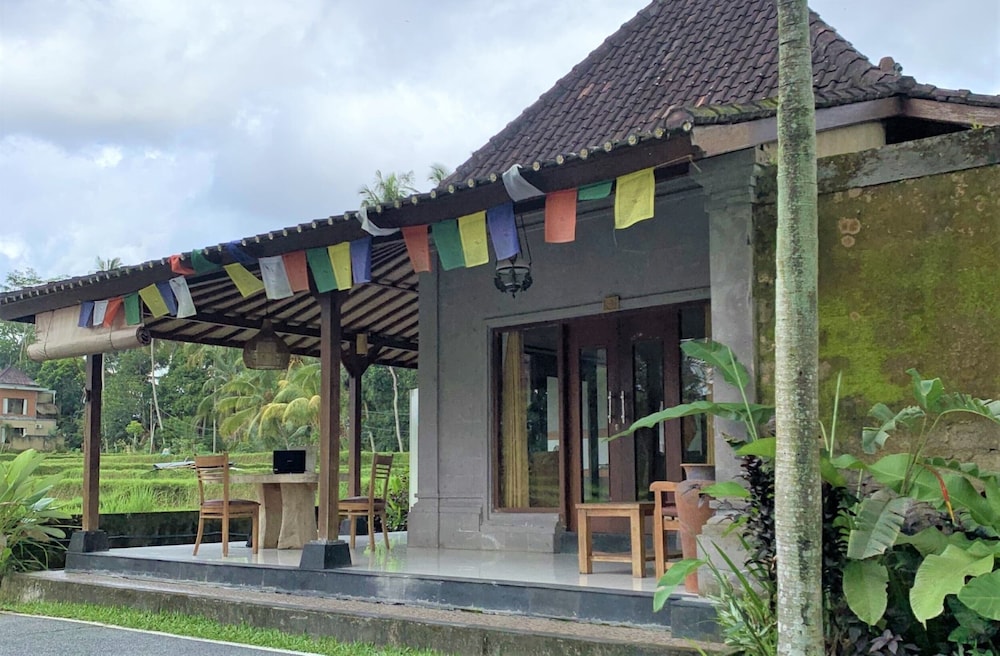 Bagiya Suites & Villas 8/47