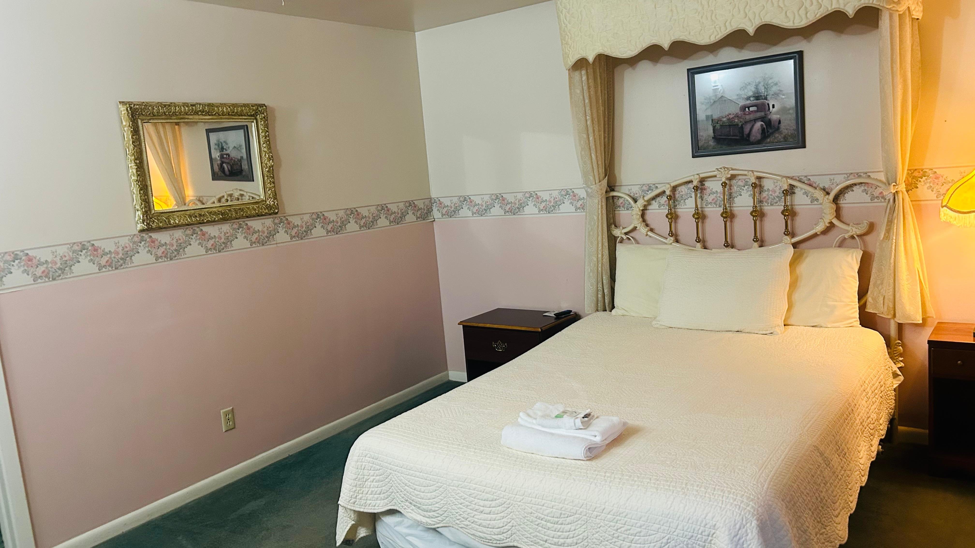 Victorian Inn Motel & Suites 8/48