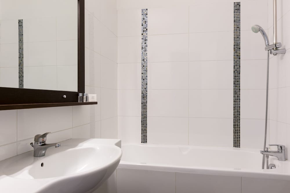 Hotel the Originals Paris Sud Orly Draveil 45/47