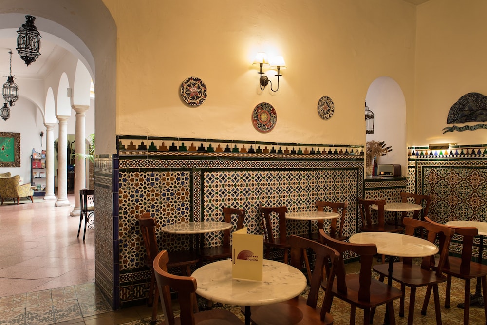 Hotel Abanico Casa Palacio 24/28