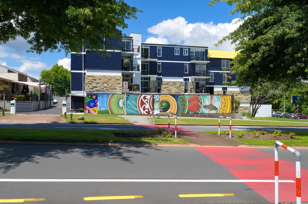 Urban Lounge Sleepery Rotorua, SureStay Collection by BW 5/63