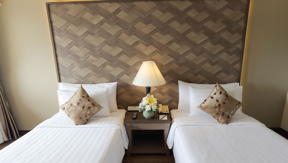 Amora Tapae Hotel Chiang Mai photo2