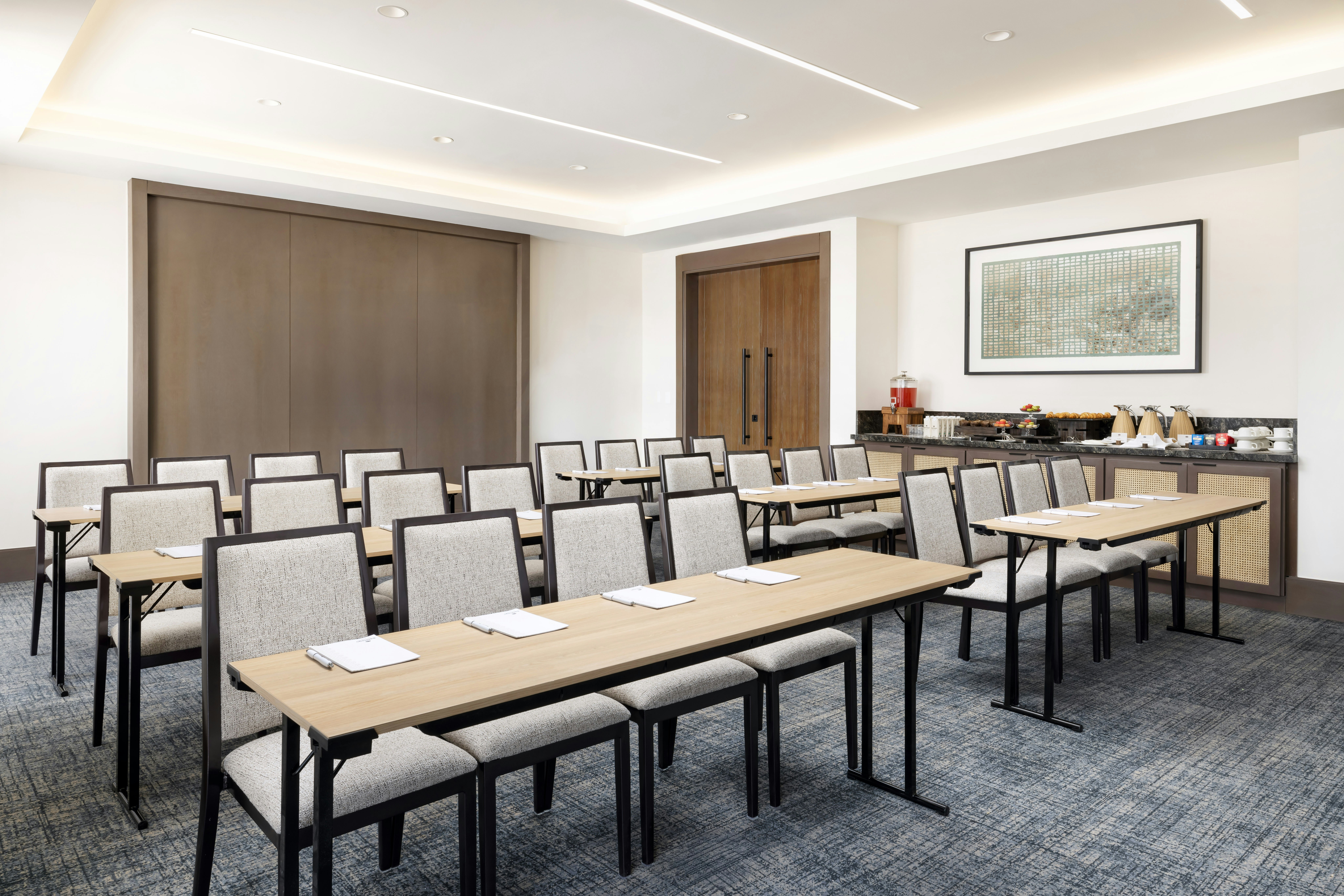 Hotel Santiago, Curio Collection by Hilton 45/59