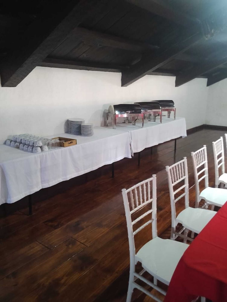 Plaza San Cristobal Inn 36/50